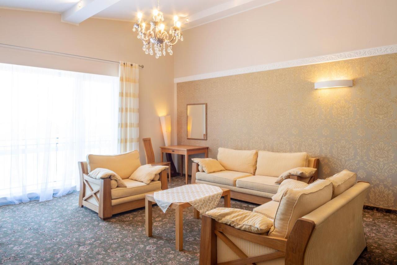 Villa Alicante & Spa Zujunai Zewnętrze zdjęcie