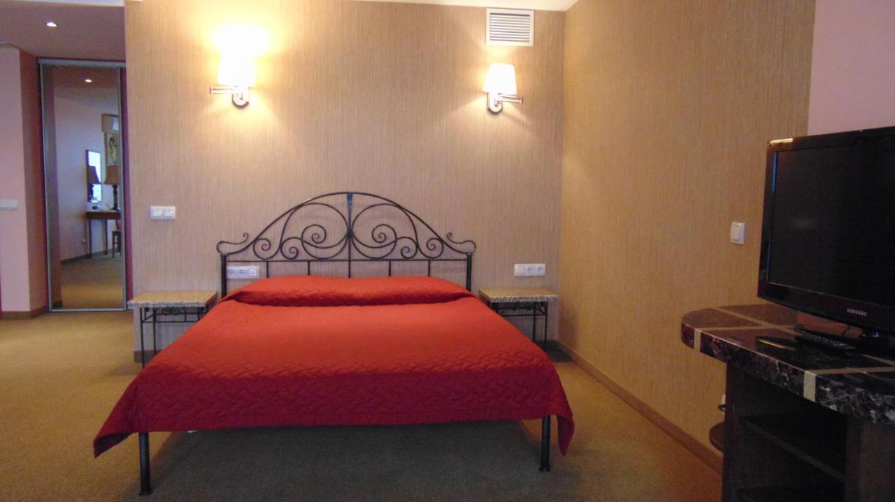 Villa Alicante & Spa Zujunai Zewnętrze zdjęcie